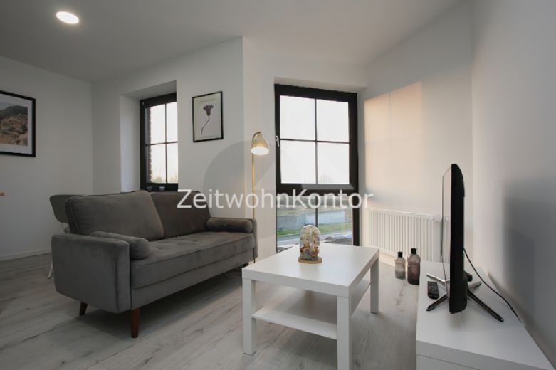 Schick in ruhiger Lage mit guter Anbindung, WLAN aktiv!