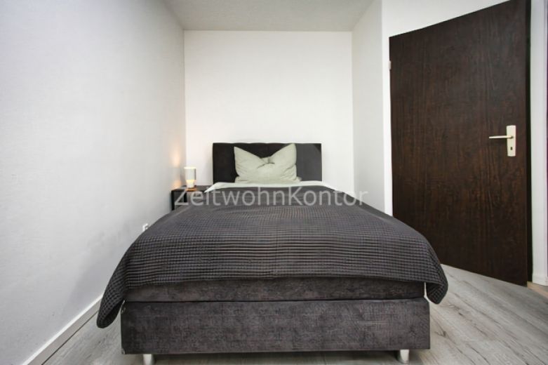 Schick in ruhiger Lage mit guter Anbindung, WLAN aktiv!