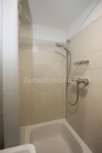 Schick in ruhiger Lage mit guter Anbindung, WLAN aktiv!