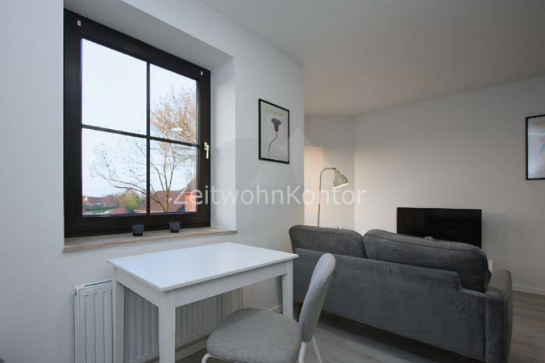 Schick in ruhiger Lage mit guter Anbindung, WLAN aktiv!