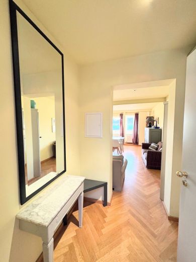 Pempelfort: 1,5 -Zimmer-Altbauwohnung in prachtvollem Altbau