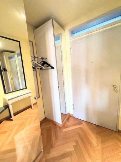 Pempelfort: 1,5 -Zimmer-Altbauwohnung in prachtvollem Altbau