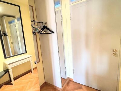 Pempelfort: 1,5 -Zimmer-Altbauwohnung in prachtvollem Altbau