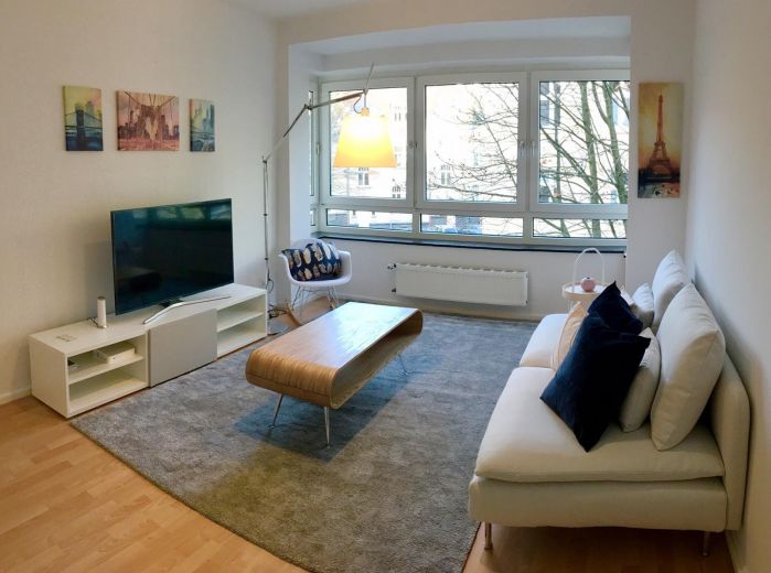 Oberkassel: Top 2-Zimmer-Wohnung mit Balkon