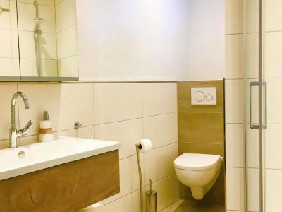 Oberkassel: Top 2-Zimmer-Wohnung mit Balkon