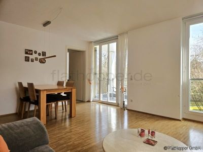 M&ouml;blierte 4-Zimmer-Wohnung mit Aufzug und Balkon in M&uuml;nchen - Riem