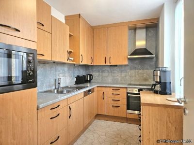 M&ouml;blierte 4-Zimmer-Wohnung mit Aufzug und Balkon in M&uuml;nchen - Riem
