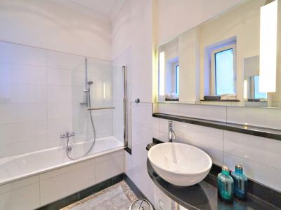 Traumwohnung in saniertem Altbau in Top Lage Unterbilk/Medienhafen