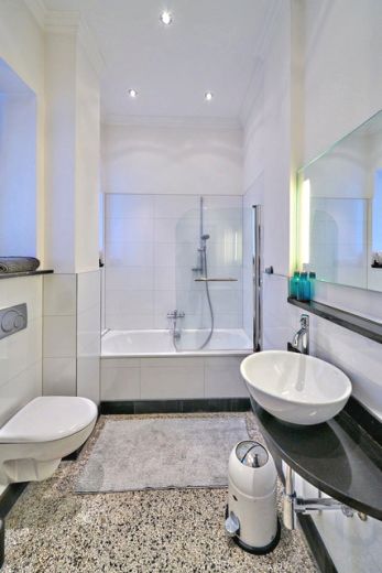 Traumwohnung in saniertem Altbau in Top Lage Unterbilk/Medienhafen