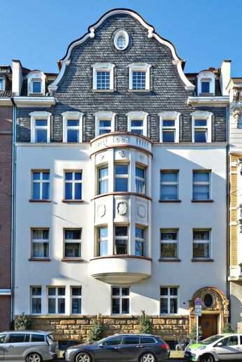 Traumwohnung in saniertem Altbau in Top Lage Unterbilk/Medienhafen