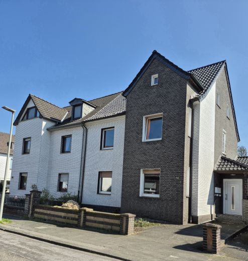 OB-D&uuml;mpten, gem&uuml;tlich, Erstbezug in zentraler, ruhiger Lage. 100 mBit.