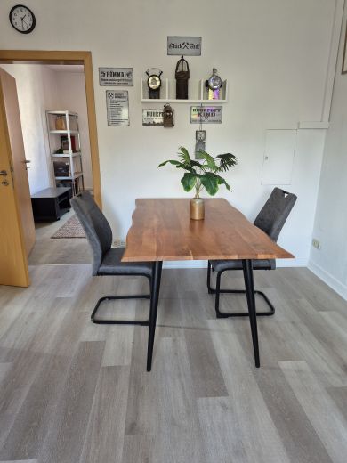 OB-D&uuml;mpten, gem&uuml;tlich, Erstbezug in zentraler, ruhiger Lage. 100 mBit.