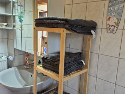 OB-D&uuml;mpten, gem&uuml;tlich, Erstbezug in zentraler, ruhiger Lage. 100 mBit.