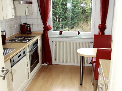 Helles Appartment in Oberkassel mit Sonnenterrasse und Gartenblick