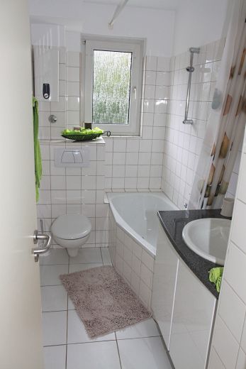 Helles Appartment in Oberkassel mit Sonnenterrasse und Gartenblick