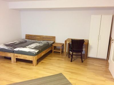 1,5 Zimmer Wohnung in Heerdt mit separatem Eingang