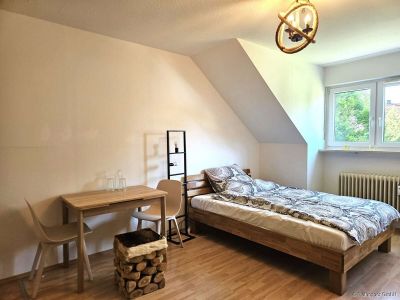 Helles Dachgeschoss-Apartment in M&uuml;nchen - Riem
