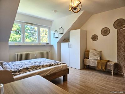 Helles Dachgeschoss-Apartment in M&uuml;nchen - Riem