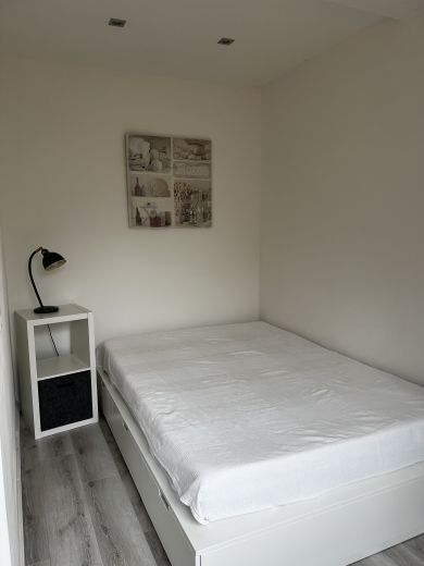 M&ouml;blierte 1-Zimmer-Wohnung mit Terrasse