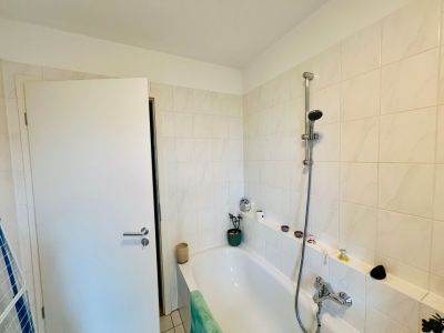 Helle 2-Zimmerwohnung Zehlendorf - Untermiete ab Mai