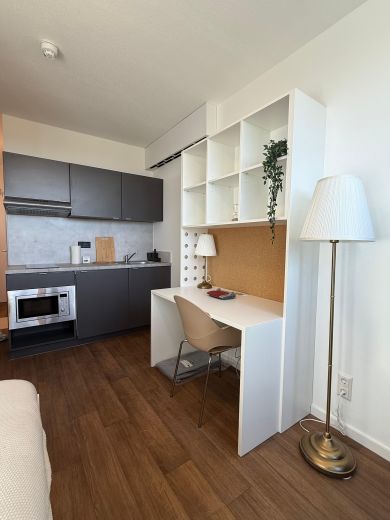 Neue, komplett m&ouml;blierte Wohnungen &ndash; eigene K&uuml;che, eigenes Bad, Fitnessraum und Gemeinschaftsr&auml;ume