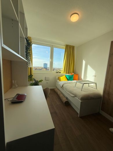 Neue, komplett m&ouml;blierte Wohnungen &ndash; eigene K&uuml;che, eigenes Bad, Fitnessraum und Gemeinschaftsr&auml;ume