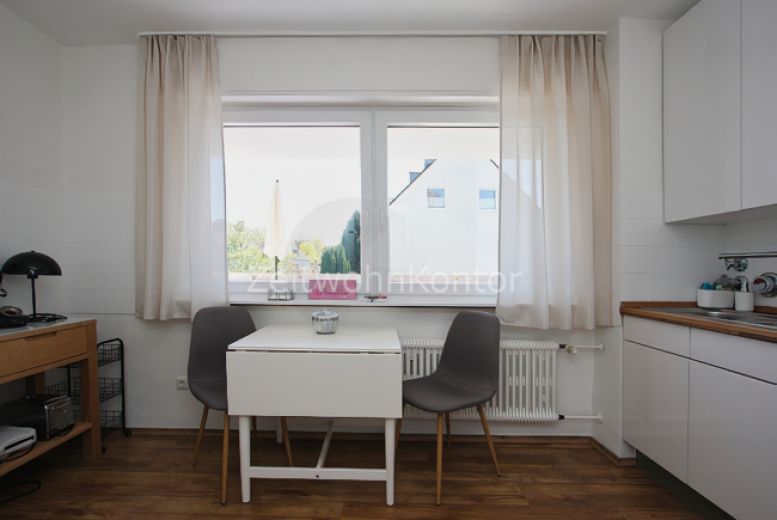 Schick modern in Bredeney mit Balkon in ruhiger Lage mit guter Anbindung, Internet aktiv