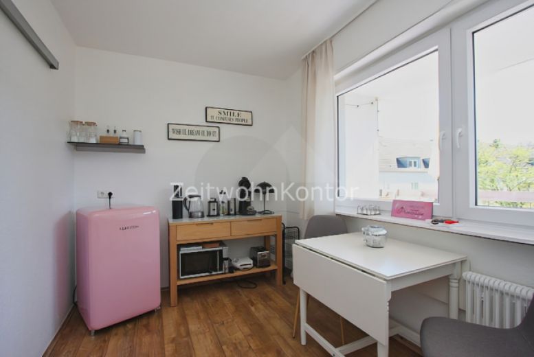 Schick modern in Bredeney mit Balkon in ruhiger Lage mit guter Anbindung, Internet aktiv