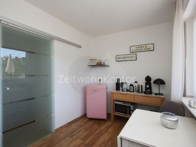 Schick modern in Bredeney mit Balkon in ruhiger Lage mit guter Anbindung, Internet aktiv