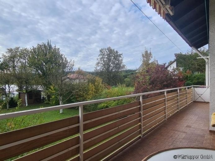 M&ouml;blierte 3-Zimmer-Wohnung mit Balkon in Andechs am Ammersee