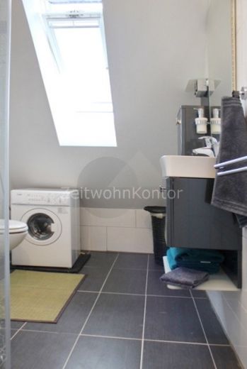 Zeitwohnkontor: Kurzer Weg nach D&uuml;sseldorf und Essen: 2-Raumwohnung  WLAN, Parkett, Garage, Kaminofen