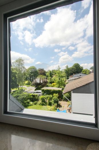 Zeitwohnkontor: Kurzer Weg nach D&uuml;sseldorf und Essen: 2-Raumwohnung  WLAN, Parkett, Garage, Kaminofen