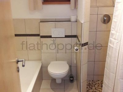 Sch&ouml;ne 2,5-Zimmer-Wohnung mit Terrasse bei A&szlig;ling, n&auml;he Grafing