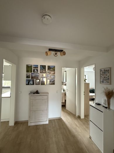 Vollm&ouml;blierte 2-Zimmer-Wohnung in K&ouml;ln-Zollstock zur Untermiete (60 m&sup2;, modern & lichtdurchflutet)