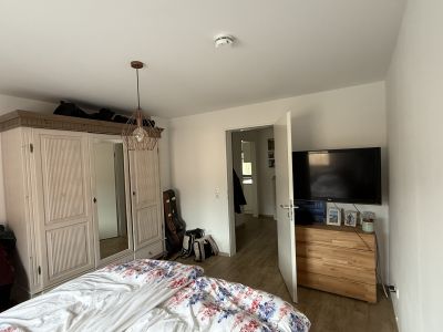 Vollm&ouml;blierte 2-Zimmer-Wohnung in K&ouml;ln-Zollstock zur Untermiete (60 m&sup2;, modern & lichtdurchflutet)