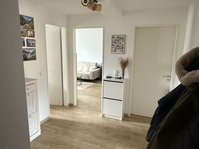 Vollm&ouml;blierte 2-Zimmer-Wohnung in K&ouml;ln-Zollstock zur Untermiete (60 m&sup2;, modern & lichtdurchflutet)