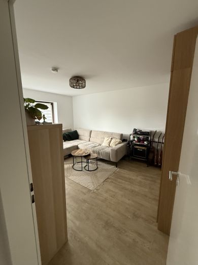 Vollm&ouml;blierte 2-Zimmer-Wohnung in K&ouml;ln-Zollstock zur Untermiete (60 m&sup2;, modern & lichtdurchflutet)