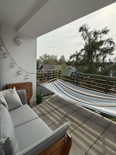 Vollm&ouml;blierte 2-Zimmer-Wohnung in K&ouml;ln-Zollstock zur Untermiete (60 m&sup2;, modern & lichtdurchflutet)