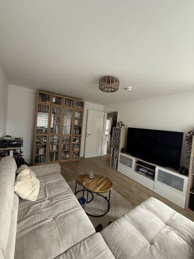 Vollm&ouml;blierte 2-Zimmer-Wohnung in K&ouml;ln-Zollstock zur Untermiete (60 m&sup2;, modern & lichtdurchflutet)