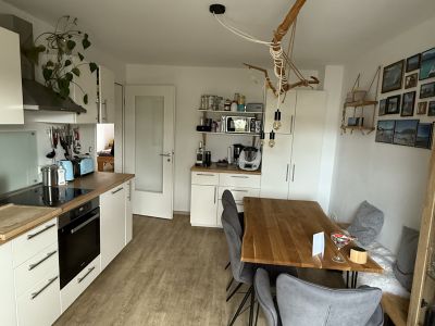 Vollm&ouml;blierte 2-Zimmer-Wohnung in K&ouml;ln-Zollstock zur Untermiete (60 m&sup2;, modern & lichtdurchflutet)