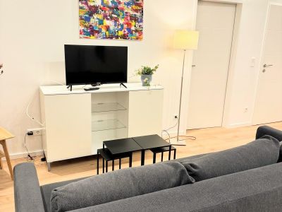 F&uuml;rstenwall: komplett sanierte 2-Zimmer-Wohnung
