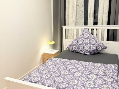 F&uuml;rstenwall: komplett sanierte 2-Zimmer-Wohnung
