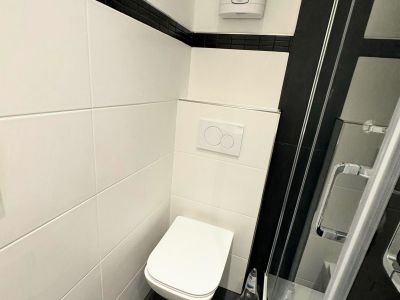 F&uuml;rstenwall: komplett sanierte 2-Zimmer-Wohnung