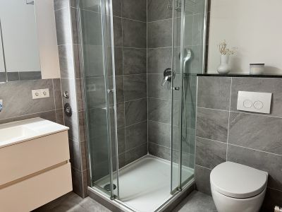 M&ouml;blierte 3-Zi.-Whg, direkt neben U-Bahn Hoisb&uuml;ttel