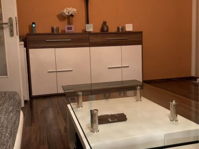 M&ouml;blierte 2-Zimmer-Wohnung mit S&uuml;dbalkon in F&uuml;rstenfeldbruck