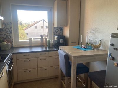 M&ouml;blierte 2-Zimmer-Wohnung mit S&uuml;dbalkon in F&uuml;rstenfeldbruck