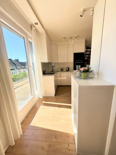 F&uuml;rstenwall: 3-Zimmer-Maisonette-Wohnung mit Dachterrasse