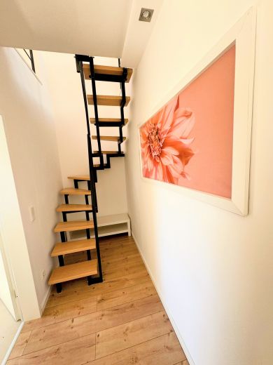 F&uuml;rstenwall: 3-Zimmer-Maisonette-Wohnung mit Dachterrasse