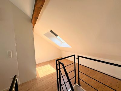 F&uuml;rstenwall: 3-Zimmer-Maisonette-Wohnung mit Dachterrasse