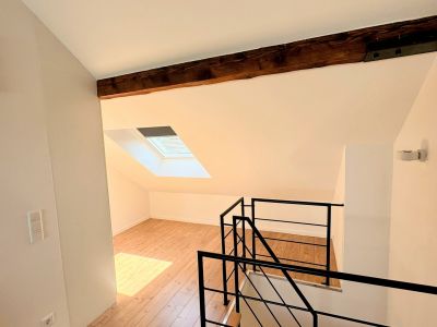 F&uuml;rstenwall: 3-Zimmer-Maisonette-Wohnung mit Dachterrasse